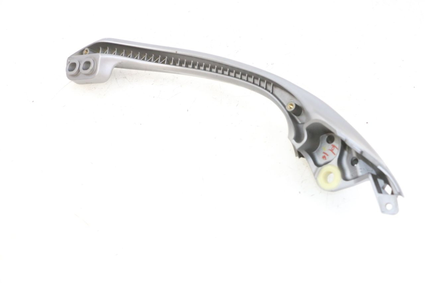 photo de LEWY TYLNY UCHWYT SUZUKI BURGMAN 650 (2013 - 2020) - Zbliżenie techniczne