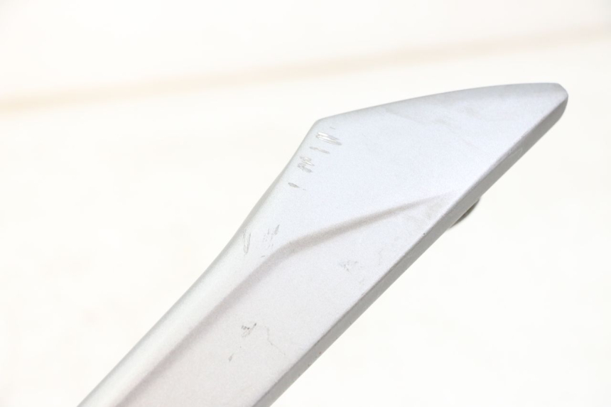 photo de LEWY TYLNY UCHWYT SYM JOYMAX 125 (2010 - 2017) - Zoom stanu zużycia