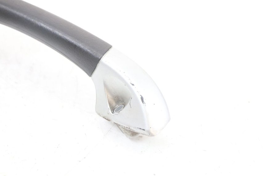 photo de LEWY TYLNY UCHWYT PIAGGIO MP3 LT 400 (2007 - 2012) - Zbliżenie techniczne