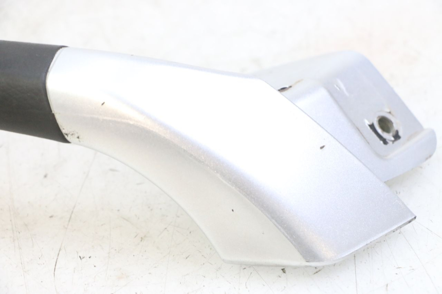 photo de LEWY TYLNY UCHWYT PIAGGIO MP3 LT 300 (2010 - 2016) - Zoom stanu zużycia