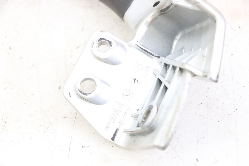 photo de LEWY TYLNY UCHWYT PIAGGIO MP3 LT 300 (2010 - 2016) - Widok ogólny