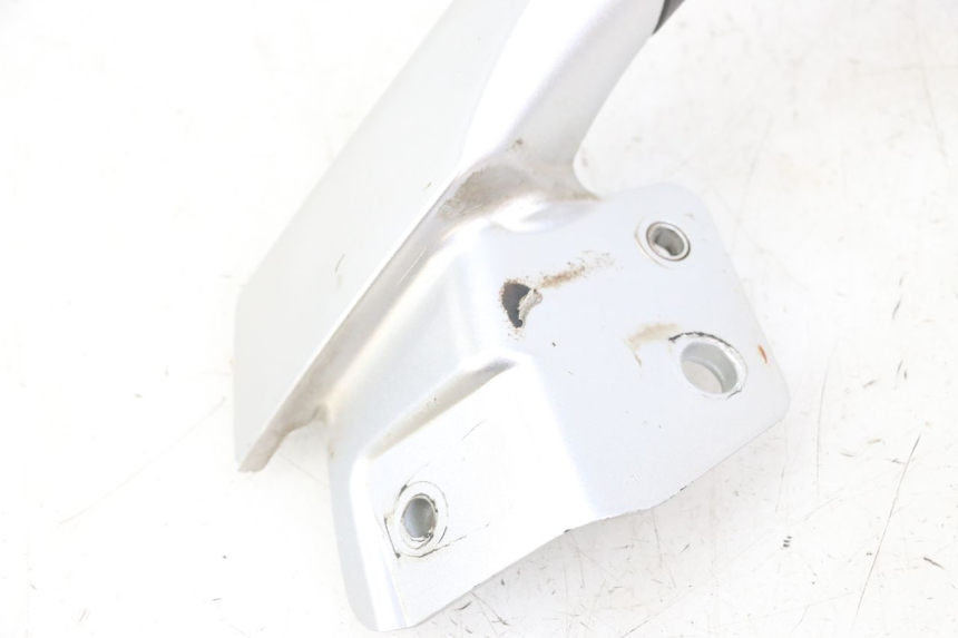 photo de LEWY TYLNY UCHWYT PIAGGIO MP3 LT 300 (2010 - 2016) - Stan powierzchni