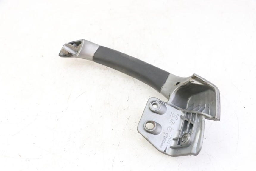 photo de LEWY TYLNY UCHWYT PIAGGIO MP3 125 (2006 - 2014) - Inny kąt widzenia