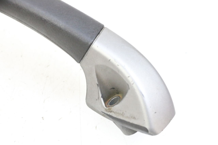 photo de LEWY TYLNY UCHWYT PIAGGIO MP3 125 (2006 - 2014) - Stan powierzchni