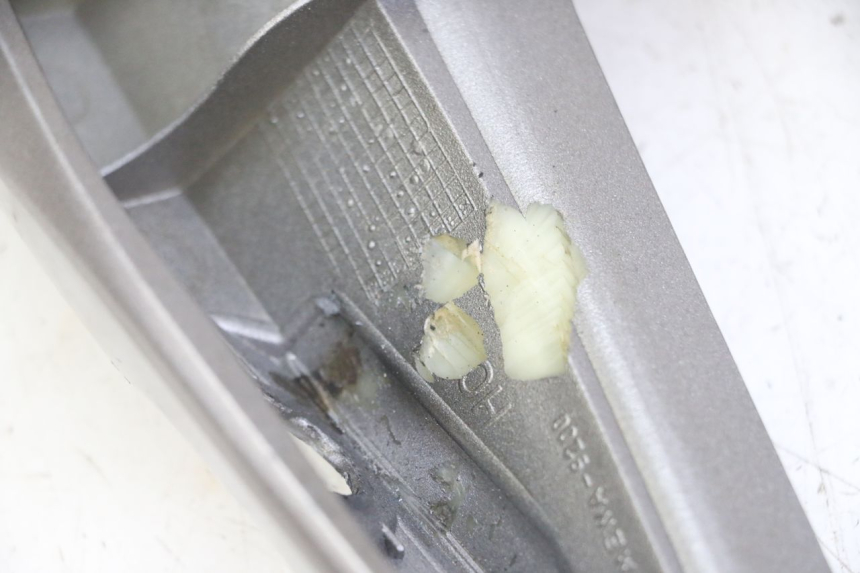 photo de LEWY TYLNY UCHWYT HONDA NTV DEAUVILLE ABS 700 (2007 - 2016) - Zoom stanu zużycia