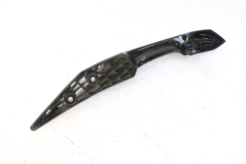 photo de LEWY TYLNY UCHWYT PEUGEOT SATELIS 125 (2013 - 2018) - Inny kąt widzenia