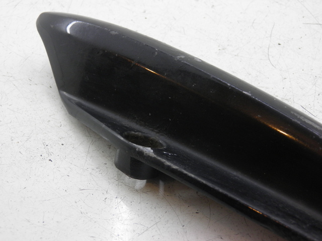 photo de LEWY TYLNY UCHWYT SUZUKI UH BURGMAN 125 (2002 - 2006) - Zoom stanu zużycia
