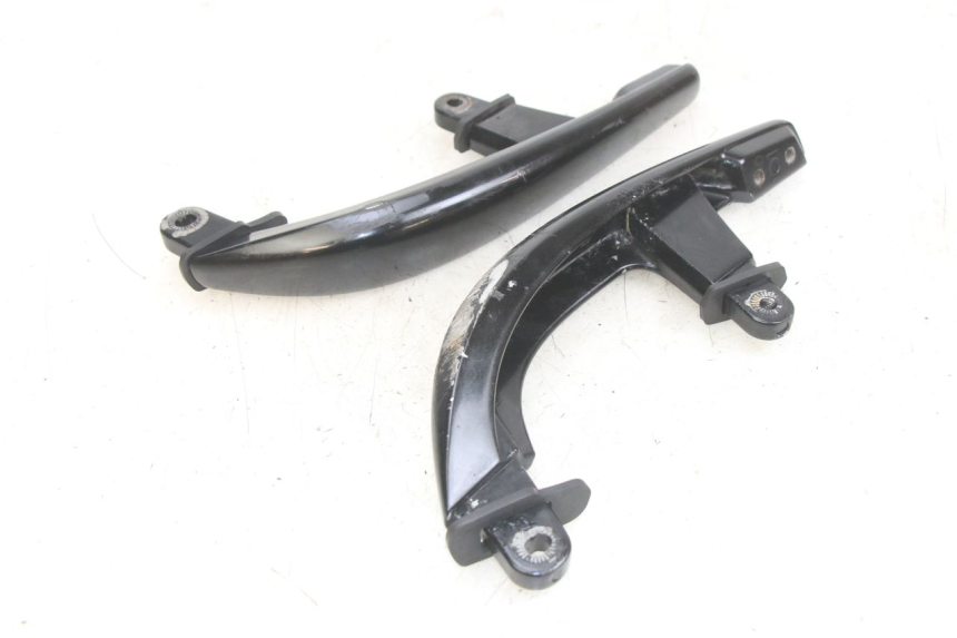 photo de LEWY TYLNY UCHWYT YAMAHA X-MAX XMAX 250 (2006 - 2009) - Zbliżenie techniczne