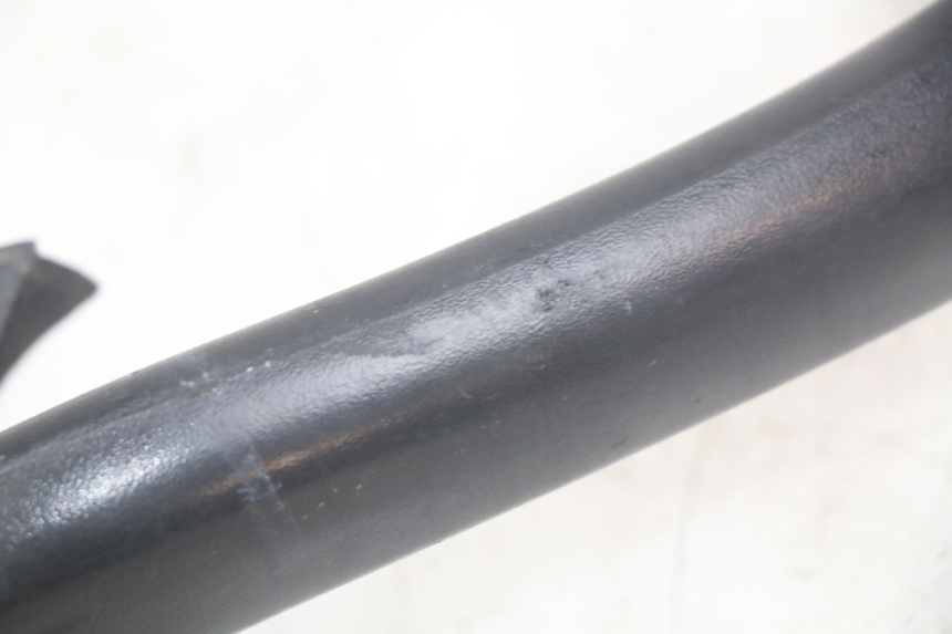 photo de LEWY TYLNY UCHWYT PIAGGIO X9 EVOLUTION 125 (2003 - 2007) - Zoom stanu zużycia