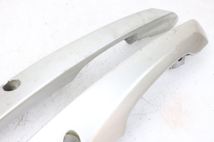 photo de UCHWYT TYLNY JM MOTORS GTS 125 (2015 - 2019) - Zbliżenie komponentów