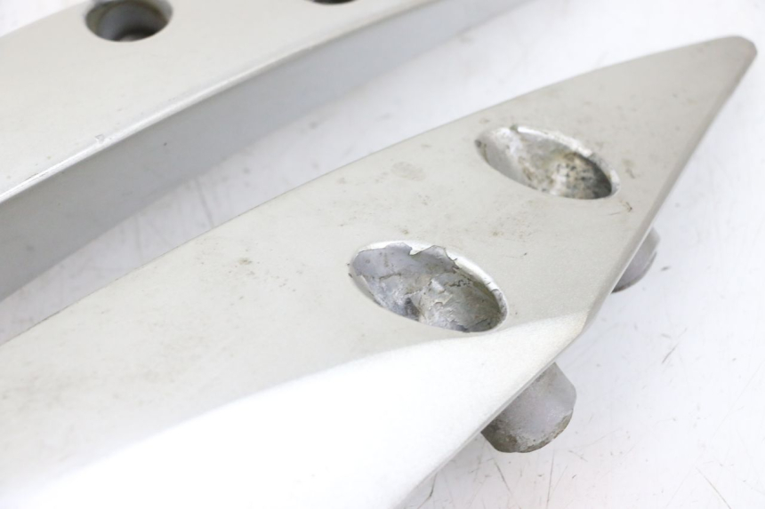 photo de UCHWYT TYLNY JM MOTORS GTS 125 (2015 - 2019) - Punkty mocowania