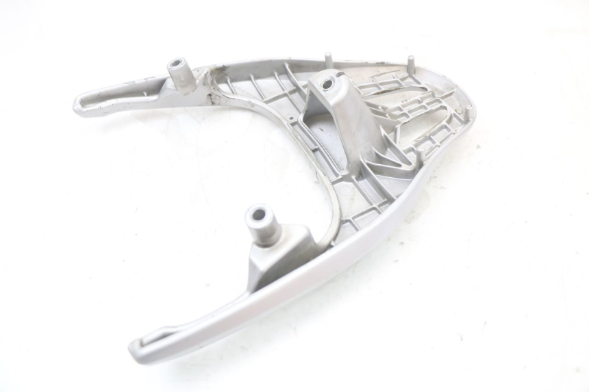 photo de UCHWYT TYLNY HONDA NES AROBASE 125 (2000 - 2003) - Stan powierzchni