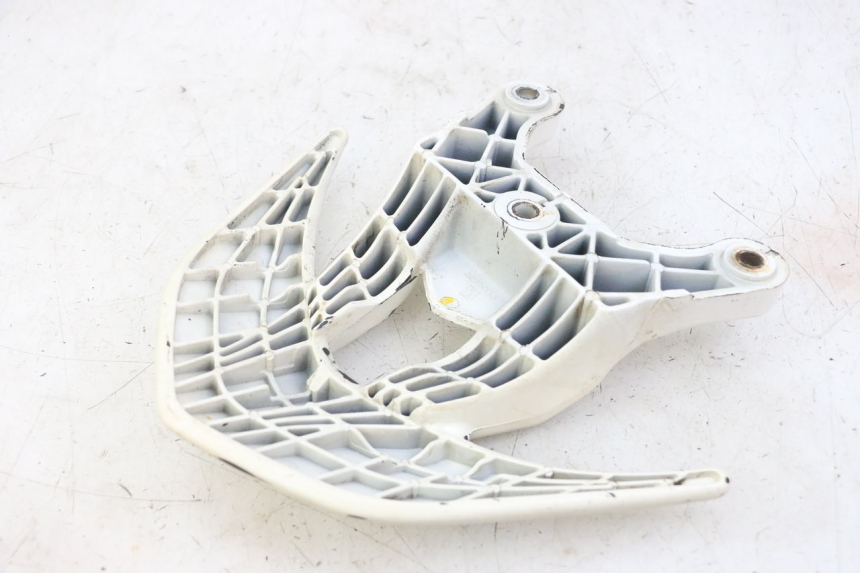 photo de UCHWYT TYLNY PEUGEOT JET FORCE CARBU 50 (2003 - 2016) - Zoom stanu zużycia