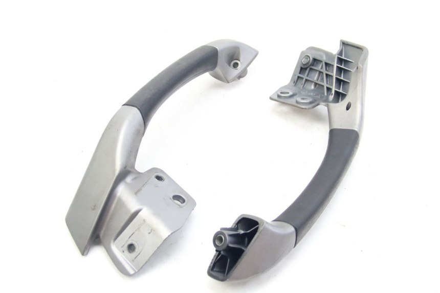 photo de UCHWYT TYLNY PIAGGIO MP3 125 (2006 - 2014) - Widok główny