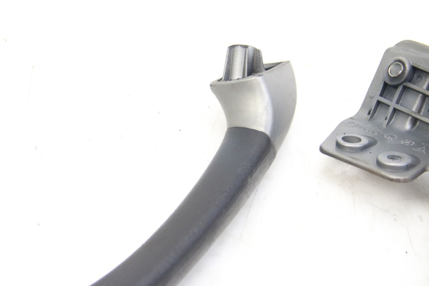 photo de UCHWYT TYLNY PIAGGIO MP3 125 (2006 - 2014) - Zoom stanu zużycia