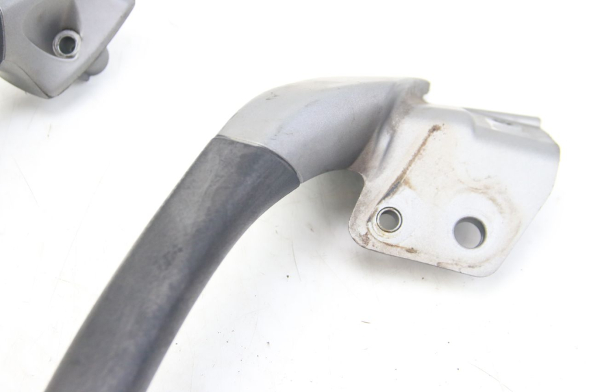 photo de UCHWYT TYLNY PIAGGIO MP3 125 (2006 - 2014) - Widok ogólny