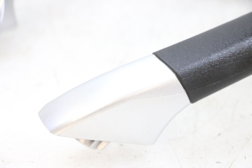 photo de UCHWYT TYLNY PIAGGIO MP3 RL 250 (2006 - 2010) - Zdjęcie dodatkowe