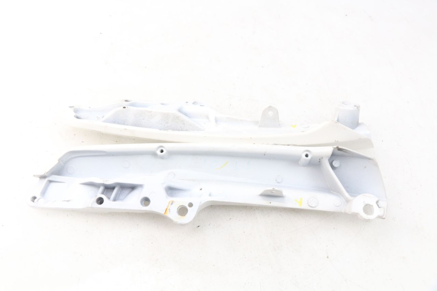 photo de UCHWYT TYLNY MBK MW TRYPTIK 125 (2017 - 2022) - Inny kąt widzenia