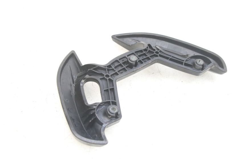 photo de UCHWYT TYLNY PIAGGIO NEW TYPHOON 50 (2018 - 2021) - Szczegół części