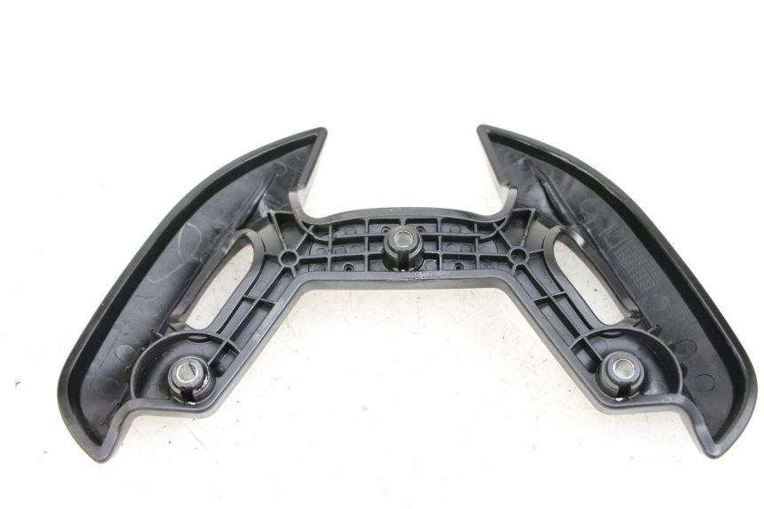 photo de UCHWYT TYLNY PIAGGIO NEW TYPHOON 50 (2018 - 2021) - Zoom stanu zużycia