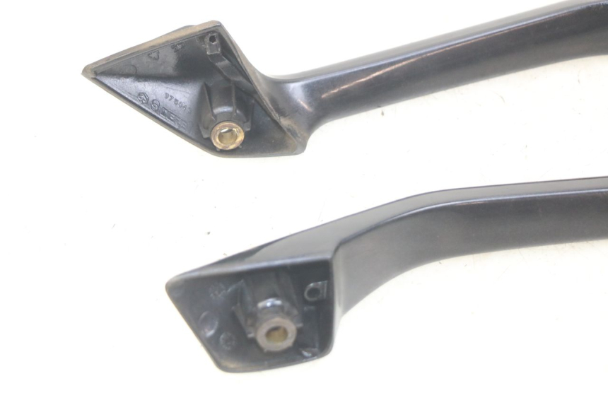 photo de UCHWYT TYLNY GILERA NEXUS 125 (2007 - 2009) - Zoom stanu zużycia