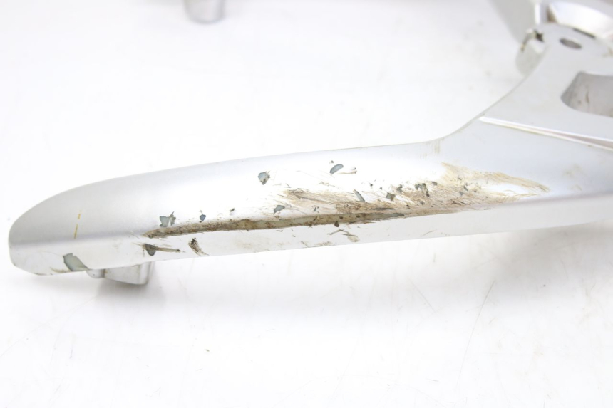 photo de UCHWYT TYLNY KEEWAY OUTLOOK 125 (2007 - 2013) - Punkty mocowania