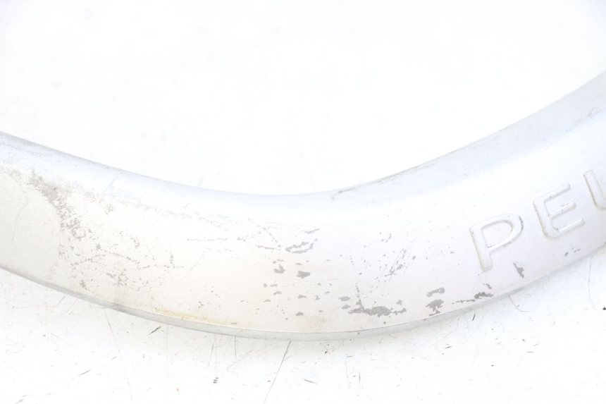 photo de UCHWYT TYLNY PEUGEOT CITYSTAR 125 (2011 - 2017) - Szczegóły charakterystyczne