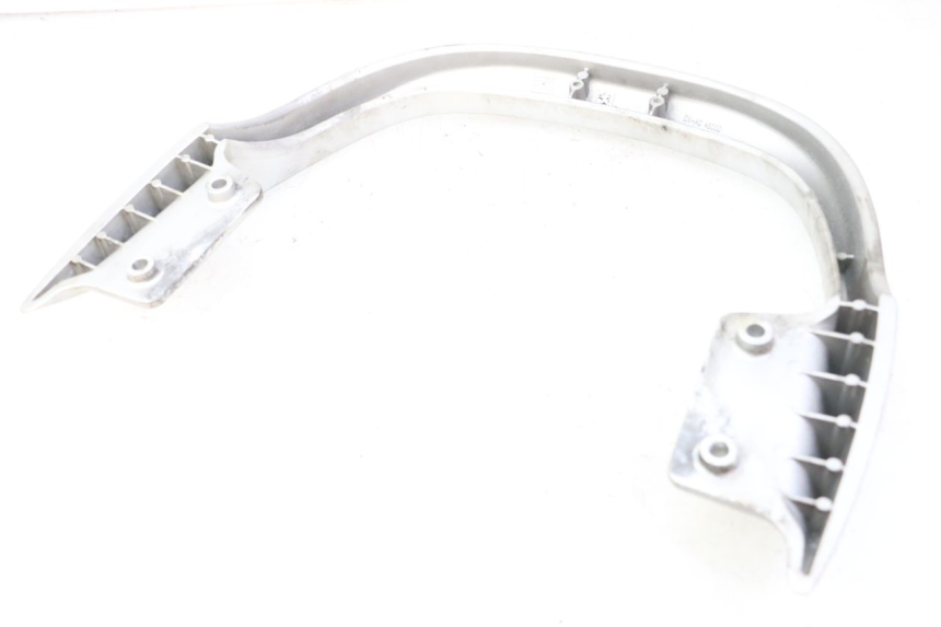 photo de UCHWYT TYLNY PEUGEOT CITYSTAR 125 (2011 - 2017) - Inny kąt widzenia