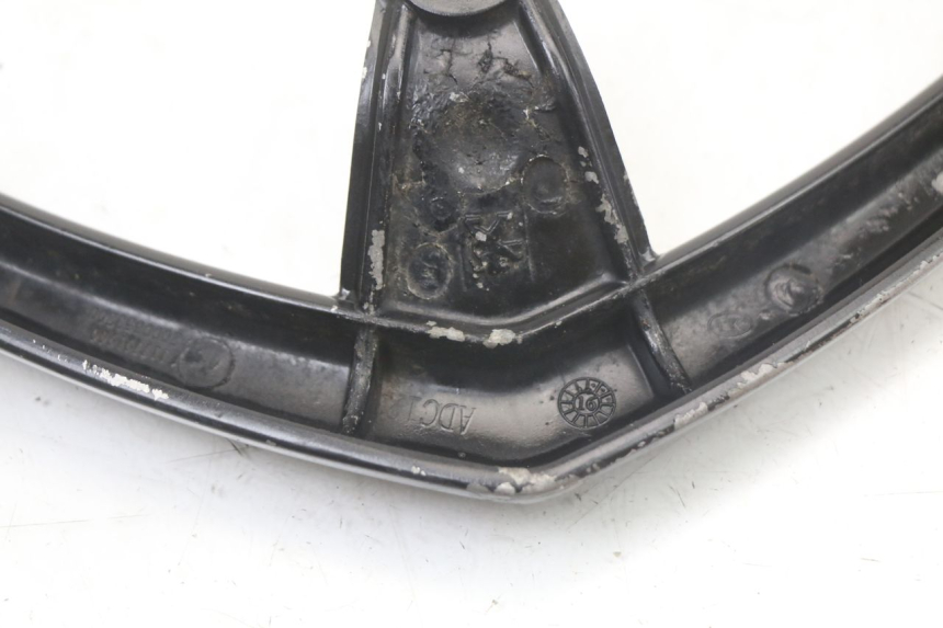 photo de UCHWYT TYLNY PEUGEOT KISBEE 2T 50 (2010 - 2017) - Szczegóły charakterystyczne