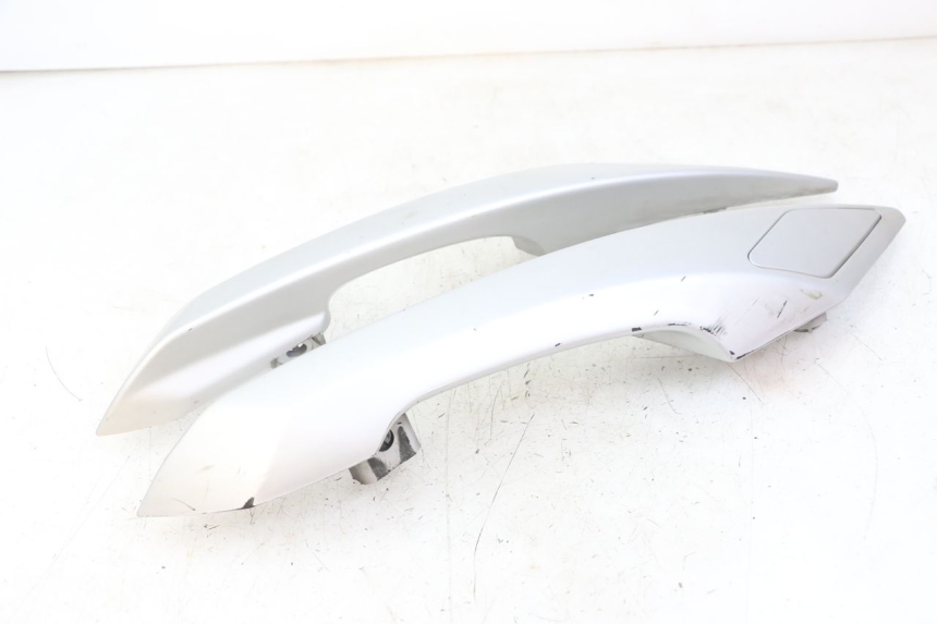 photo de UCHWYT TYLNY PEUGEOT SATELIS 125 (2010 - 2012) - Oznaczenia i referencje