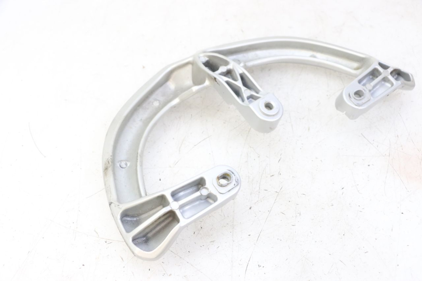 photo de UCHWYT TYLNY PEUGEOT VIVACITY 125 (2010 - 2017) - Stan powierzchni