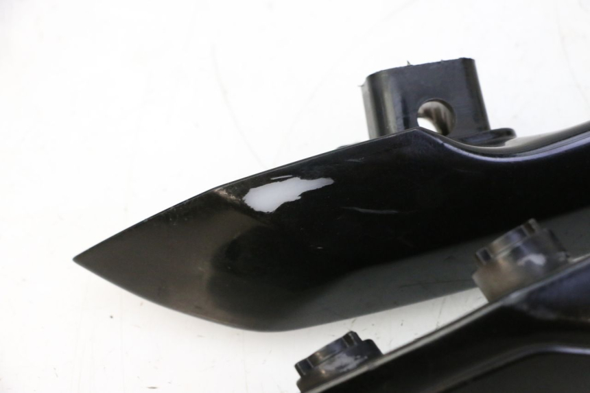 photo de UCHWYT TYLNY PEUGEOT SATELIS 125 (2010 - 2012) - Szczegół części