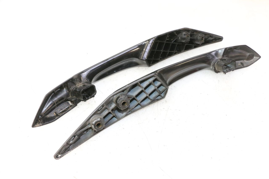 photo de UCHWYT TYLNY PEUGEOT SATELIS 125 (2013 - 2018) - Zoom stanu zużycia