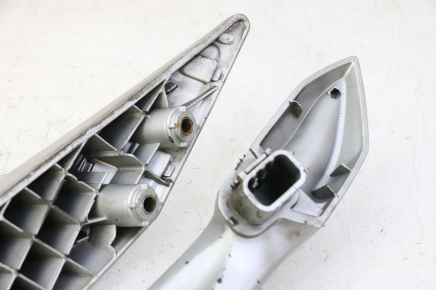 photo de UCHWYT TYLNY PEUGEOT SATELIS 125 (2006 - 2009) - Widok ogólny