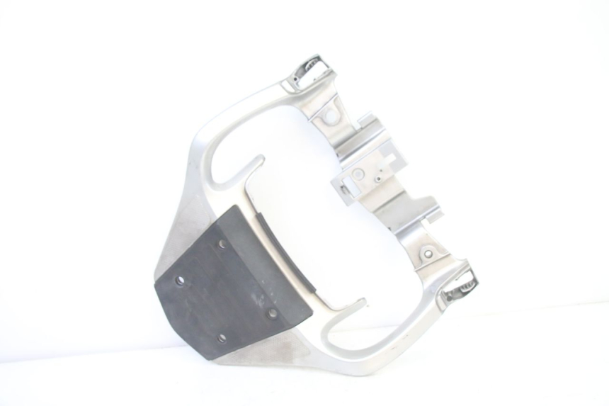 photo de UCHWYT TYLNY HONDA ST PAN EUROPEAN 1300 (2002 - 2013) - Szczegół części