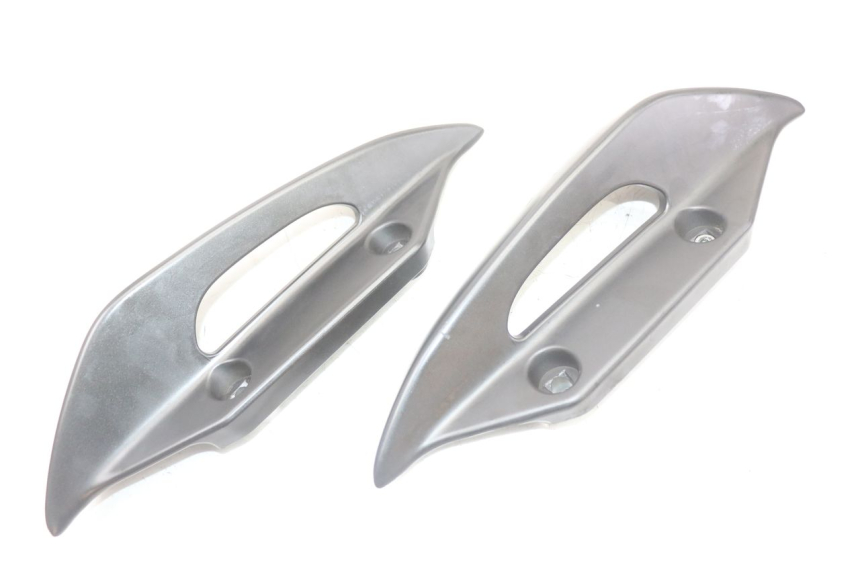 photo de UCHWYT TYLNY SUZUKI BURGMAN 125 (2018 - 2021) - Zoom stanu zużycia