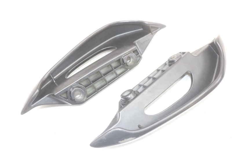 photo de UCHWYT TYLNY SUZUKI BURGMAN 125 (2018 - 2021) - Zbliżenie techniczne