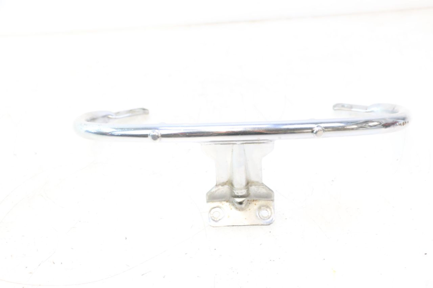 photo de UCHWYT TYLNY PIAGGIO VESPA LX 2T 50 (2005 - 2013) - Zbliżenie techniczne