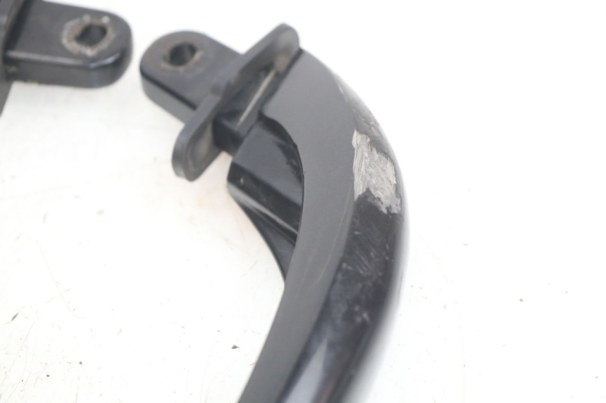 photo de UCHWYT TYLNY YAMAHA X-MAX XMAX 250 (2006 - 2009) - Stan powierzchni