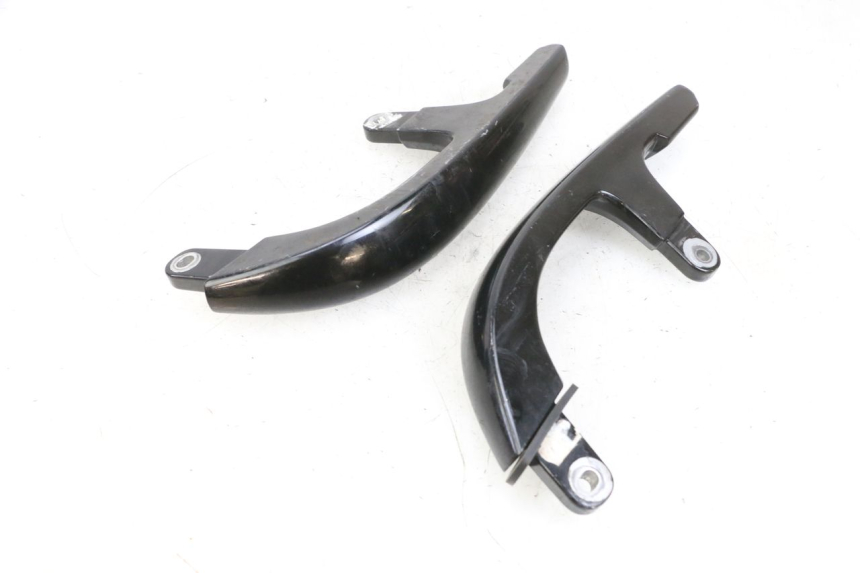 photo de UCHWYT TYLNY YAMAHA XMAX X-MAX 125 (2006 - 2009) - Zoom stanu zużycia