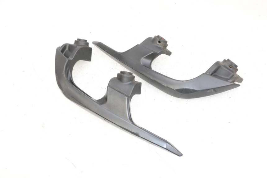 photo de UCHWYT TYLNY YAMAHA X-MAX XMAX 125 (2010 - 2013) - Szczegół części