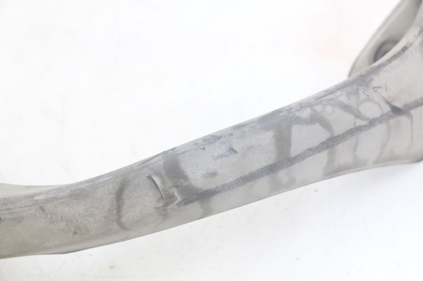 photo de UCHWYT TYLNY PIAGGIO X8 125 (2004 - 2007) - Szczegół części