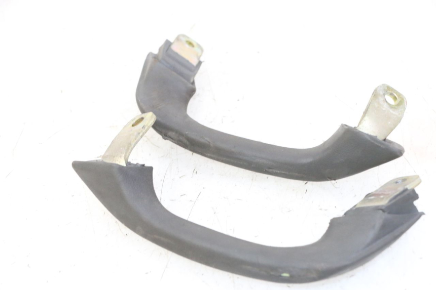 photo de UCHWYT TYLNY YAMAHA XJN DIVERSION 600 (2000 - 2003) - Stan powierzchni