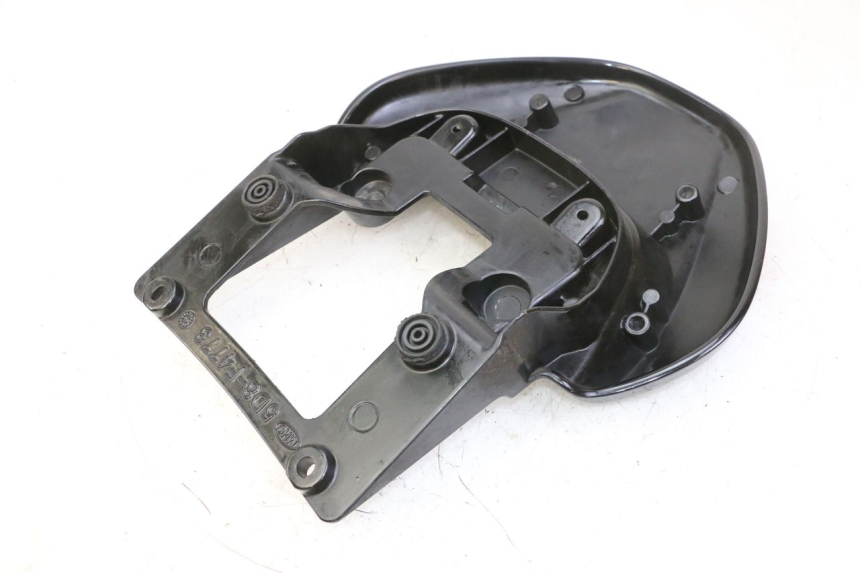 photo de UCHWYT TYLNY YAMAHA YP MAJESTY 125 (2007 - 2010) - Inny kąt widzenia