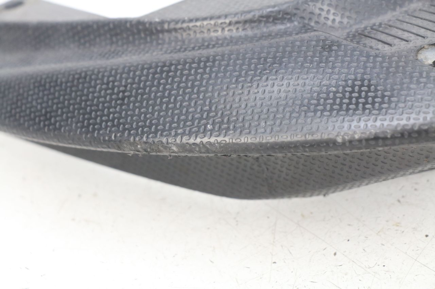 photo de UCHWYT TYLNY PIAGGIO ZIP 4T 50 (2006 - 2017) - Inny kąt widzenia