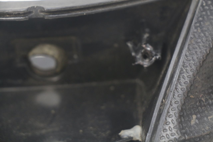 photo de UCHWYT TYLNY PIAGGIO ZIP 4T 50 (2006 - 2017) - Zbliżenie techniczne