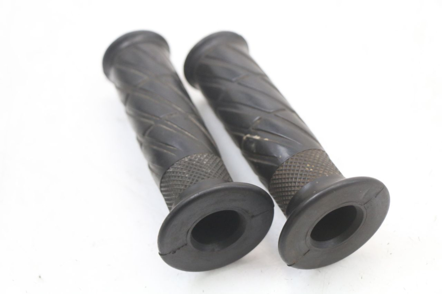 photo de UCHWYT KIEROWNICY HYTRACK HY S 4X4 410 (2013 - 2016) - Inny kąt widzenia