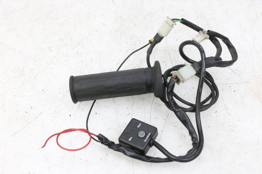 photo de UCHWYT KIEROWNICY PIAGGIO MP3 LT 400 (2007 - 2012) - Zbliżenie techniczne