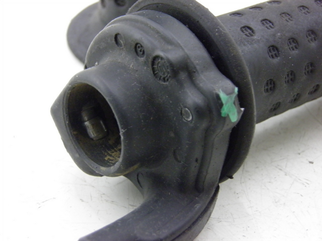 photo de UCHWYT KIEROWNICY PIAGGIO X9 125 (2000 - 2003) - Zoom stanu zużycia