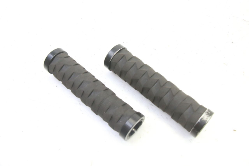 photo de UCHWYT KIEROWNICY NAMI STELLAR 1 - Zoom stanu zużycia